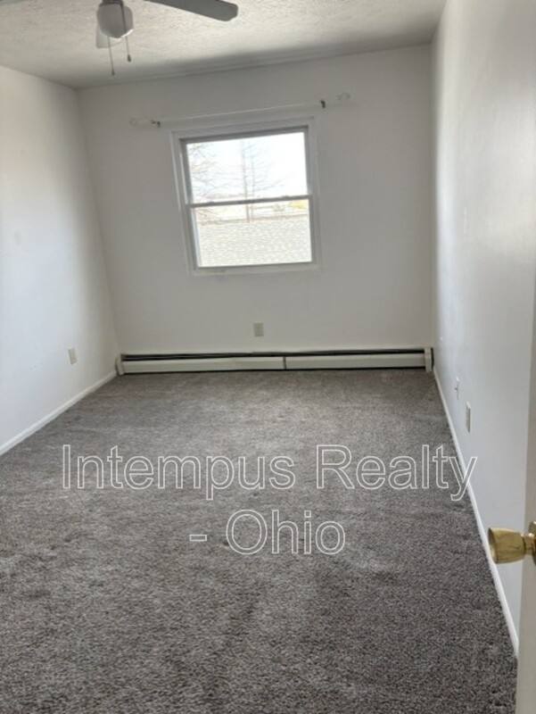 Apartment for rent at 5936 Callaway Circle, Youngstown, OH 44515