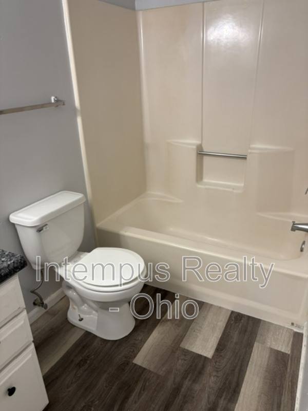 Apartment for rent at 5936 Callaway Circle, Youngstown, OH 44515