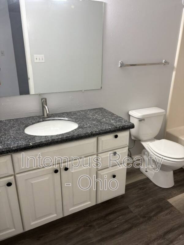 Apartment for rent at 5936 Callaway Circle, Youngstown, OH 44515