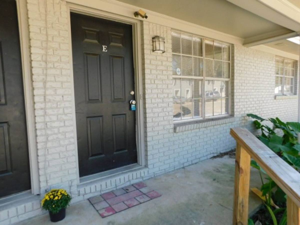 House for rent at 5820 Sanders Ave, Pensacola, FL 32504