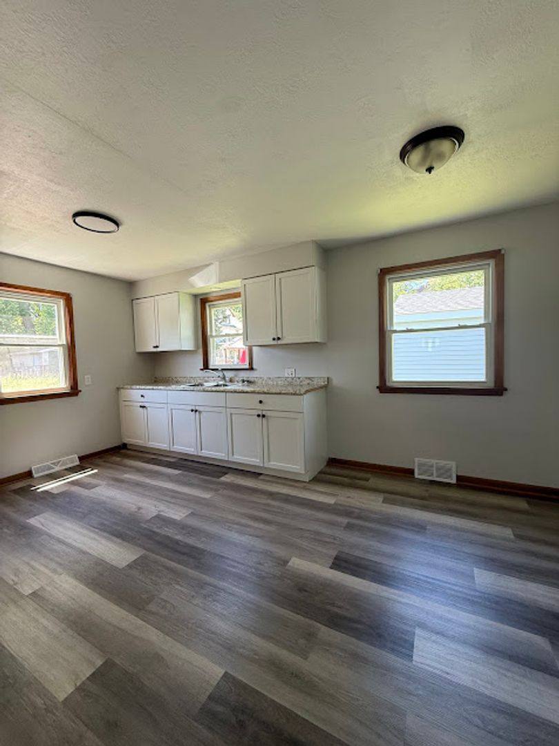 House for rent at 2005 Maple Ave NE, Canton, OH 44714