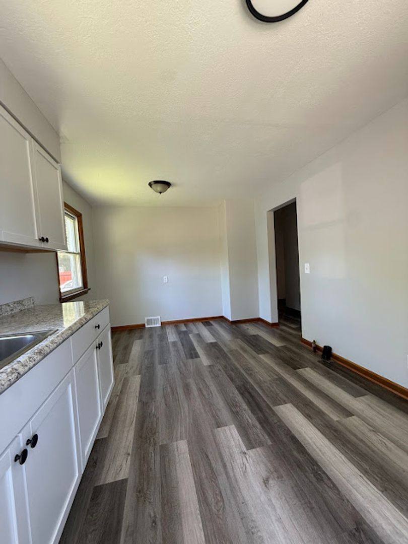 House for rent at 2005 Maple Ave NE, Canton, OH 44714