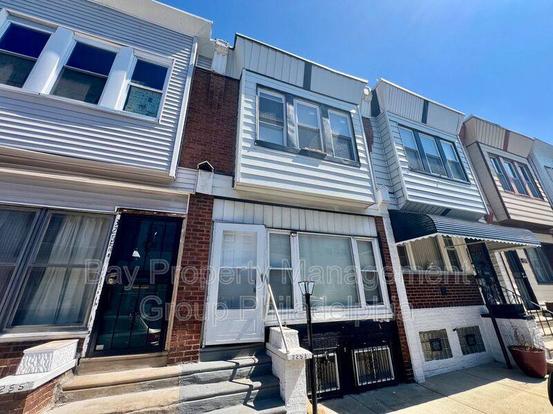 Townhouse for rent at 3253 N Dover St, Philadelphia, PA 19129