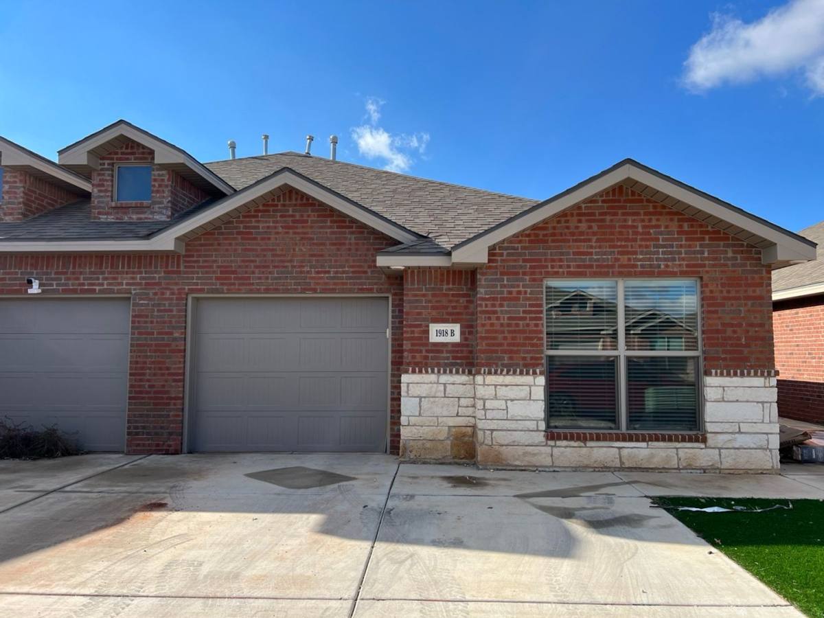 Apartment for rent at 1918 Langford Ave, Lubbock, TX 79407