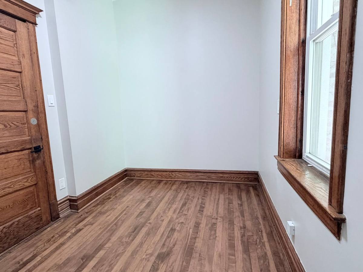 Apartment for rent at 2615 S Lawndale, Chicago, IL 60623