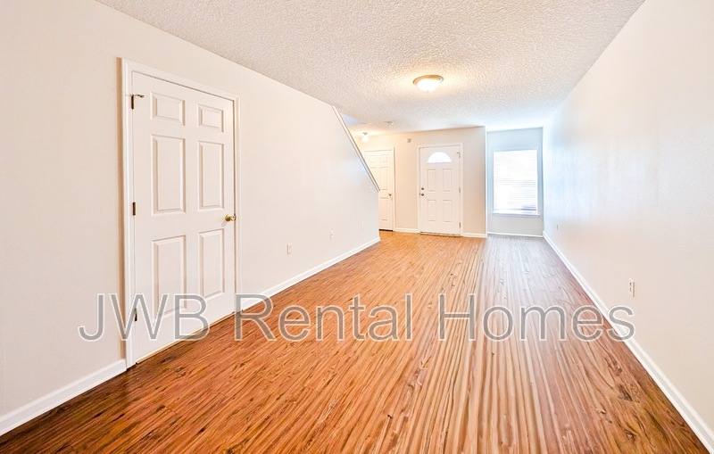 Townhouse for rent at 8402 McGirts Village Lane 7E, Jacksonville, FL 32210