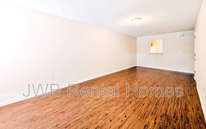 Townhouse for rent at 8402 McGirts Village Lane 7E, Jacksonville, FL 32210