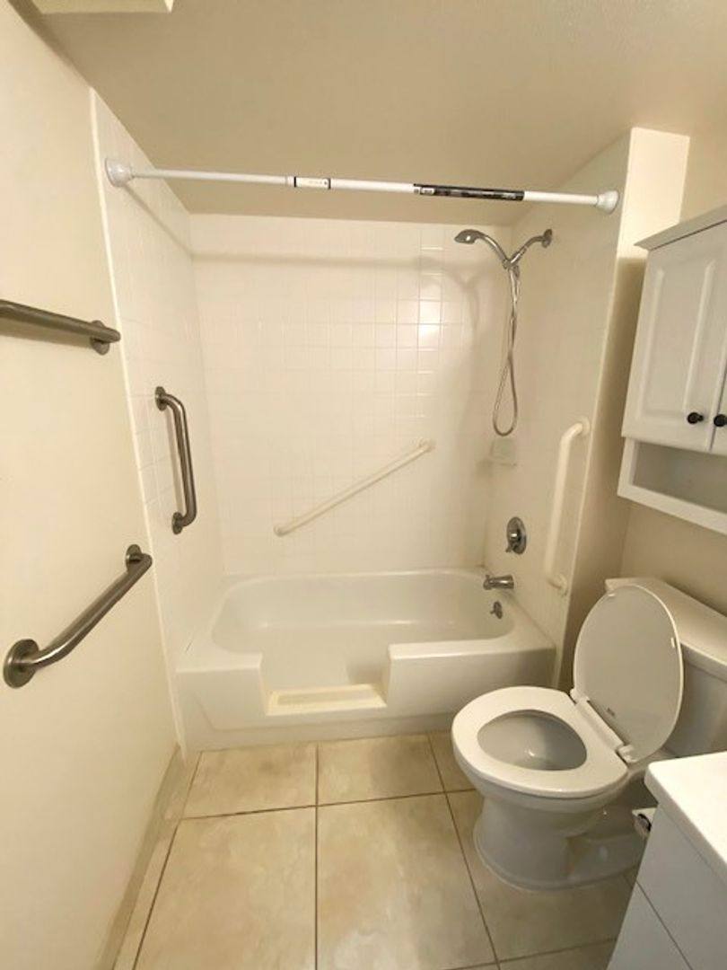 Apartment for rent at 1448 Young St, Honolulu, HI 96814