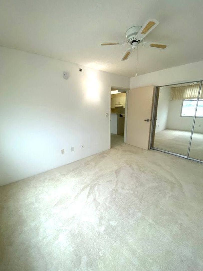 Apartment for rent at 1448 Young St, Honolulu, HI 96814