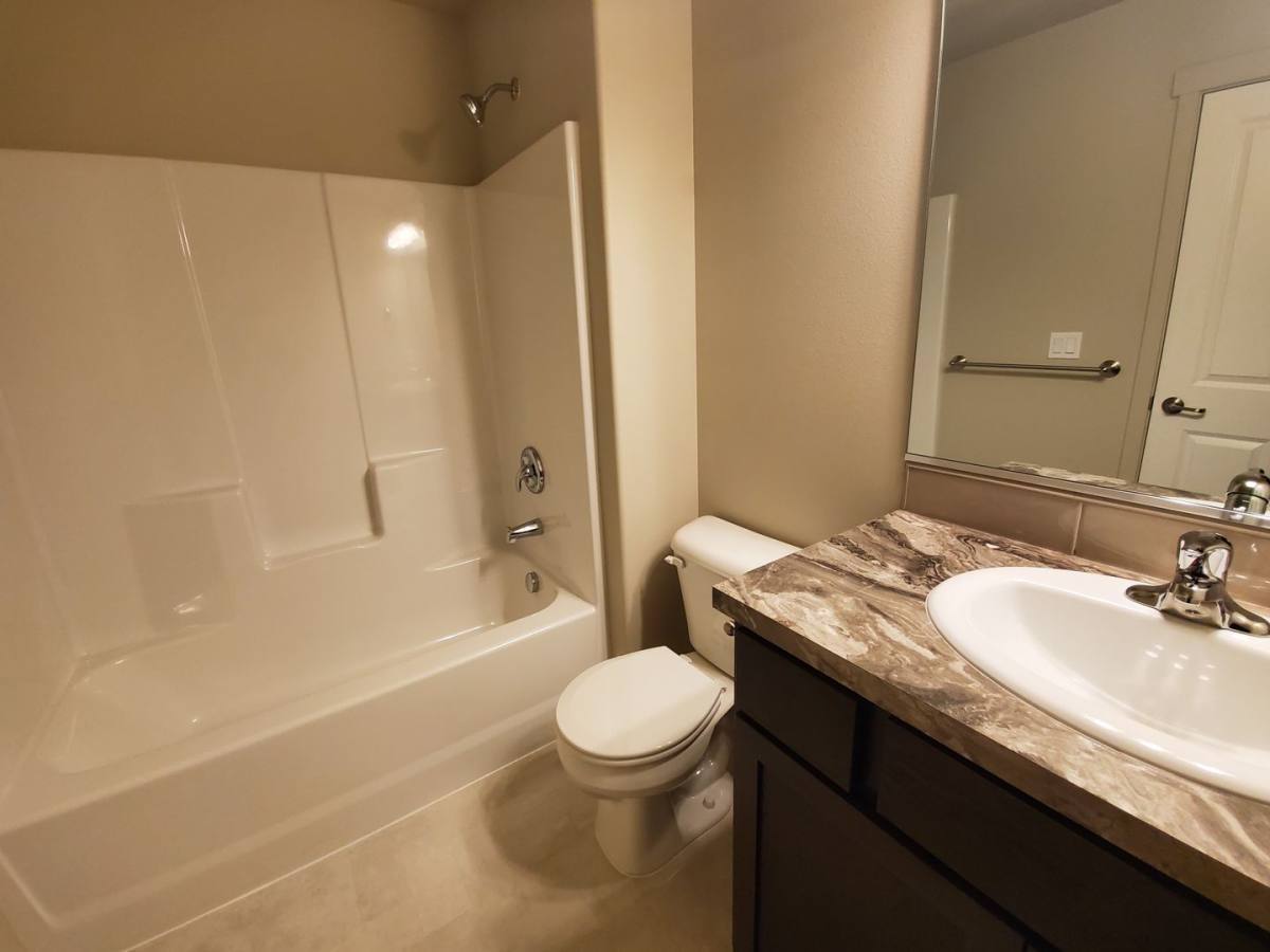 Apartment for rent at 5702 W Kennewick Place, Kennewick, WA 99336