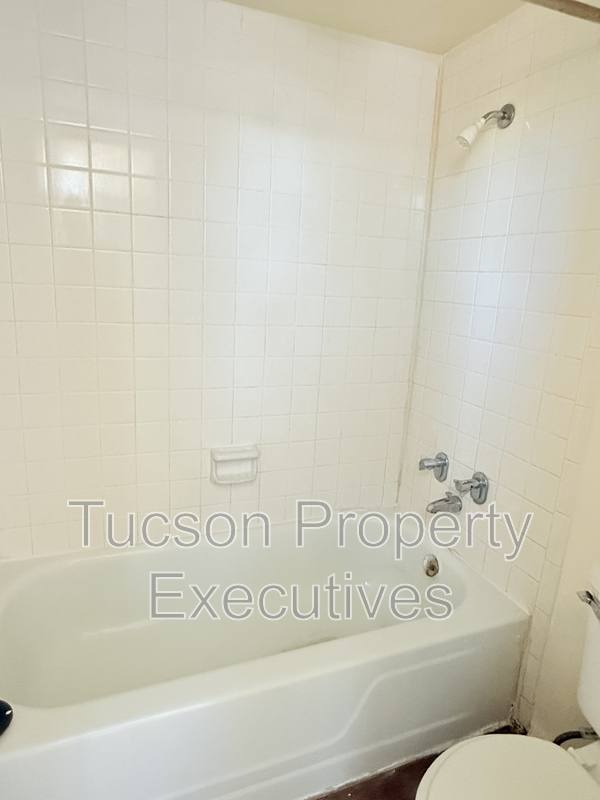 Apartment for rent at 20 N Leonora Ave #125, Tucson, AZ 85711