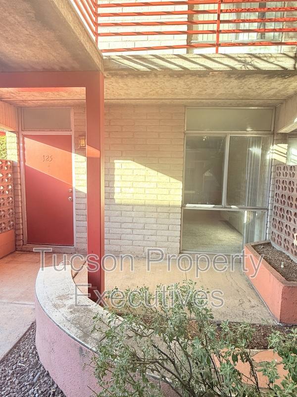 Apartment for rent at 20 N Leonora Ave #125, Tucson, AZ 85711