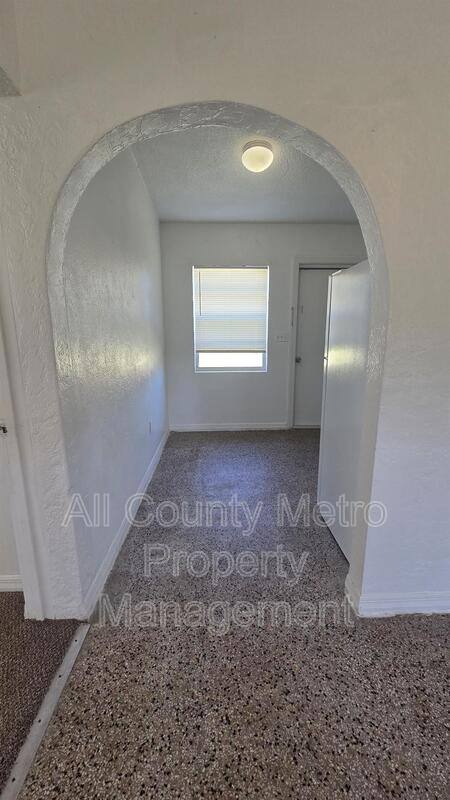 Apartment for rent at 1220 Linda Lane, Orlando, FL 32807