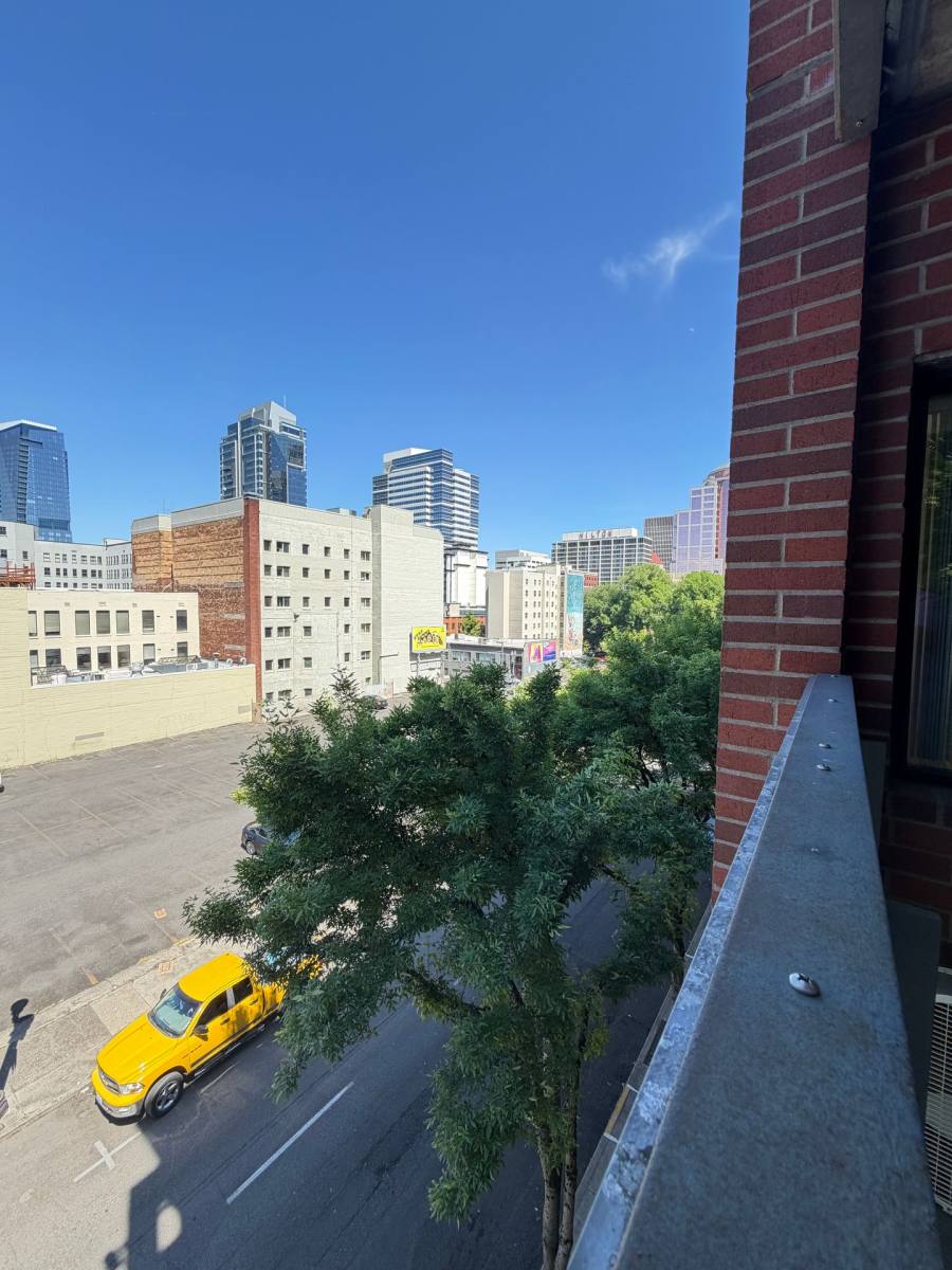Apartment for rent at 1024 SW Main St, Portland, OR 97205