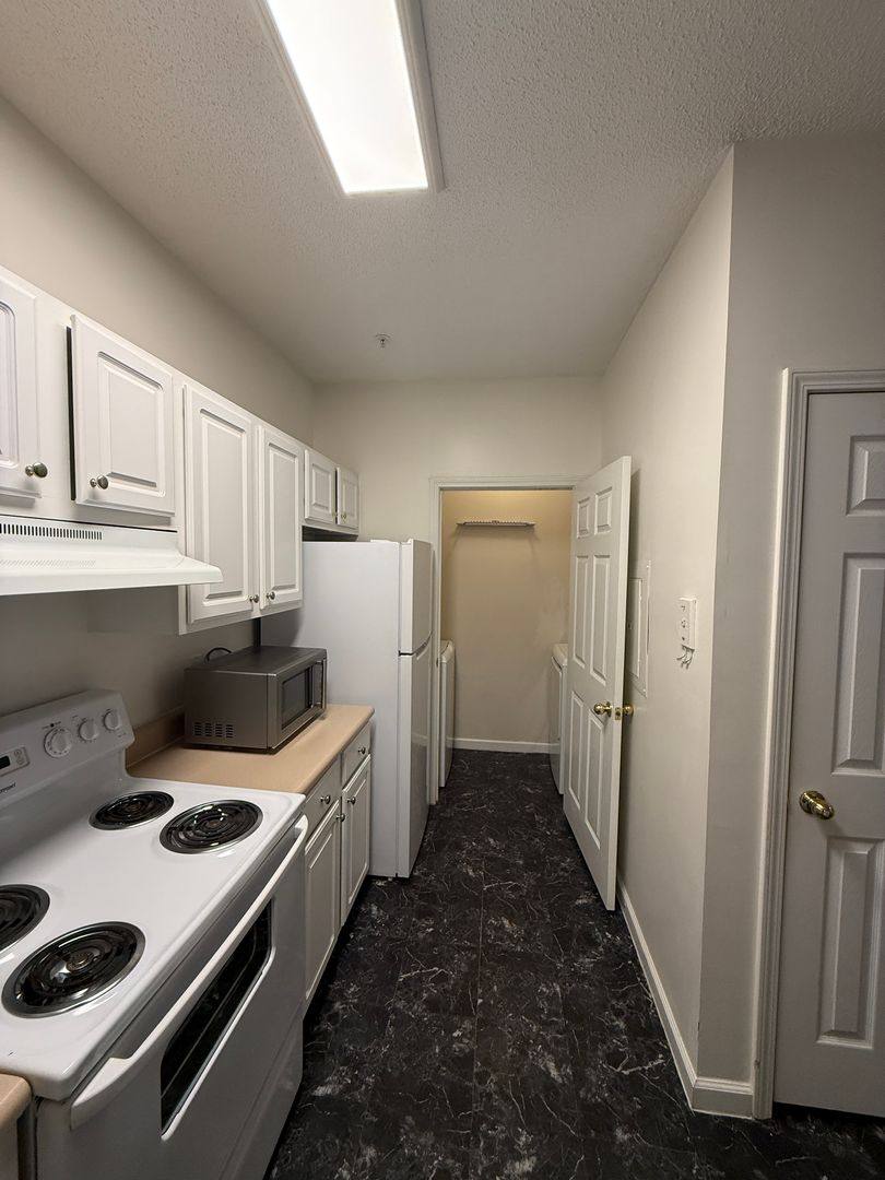 Condo for rent at 9201 Walden Park Dr, Savannah, GA 31410