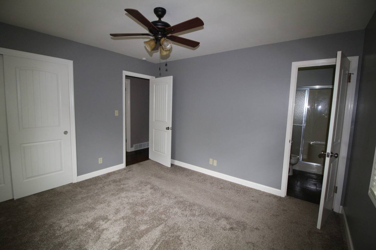 House for rent at 133 Youngridge Dr, Union, MO 63084