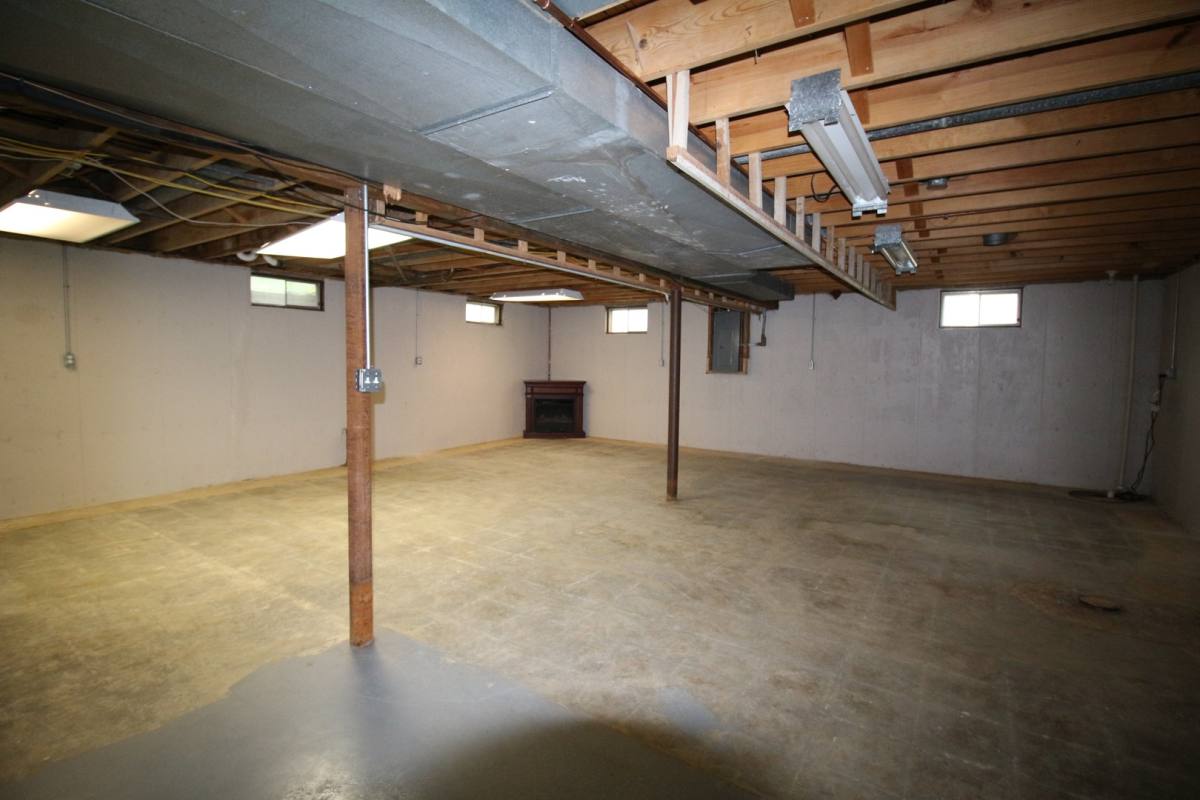 House for rent at 133 Youngridge Dr, Union, MO 63084