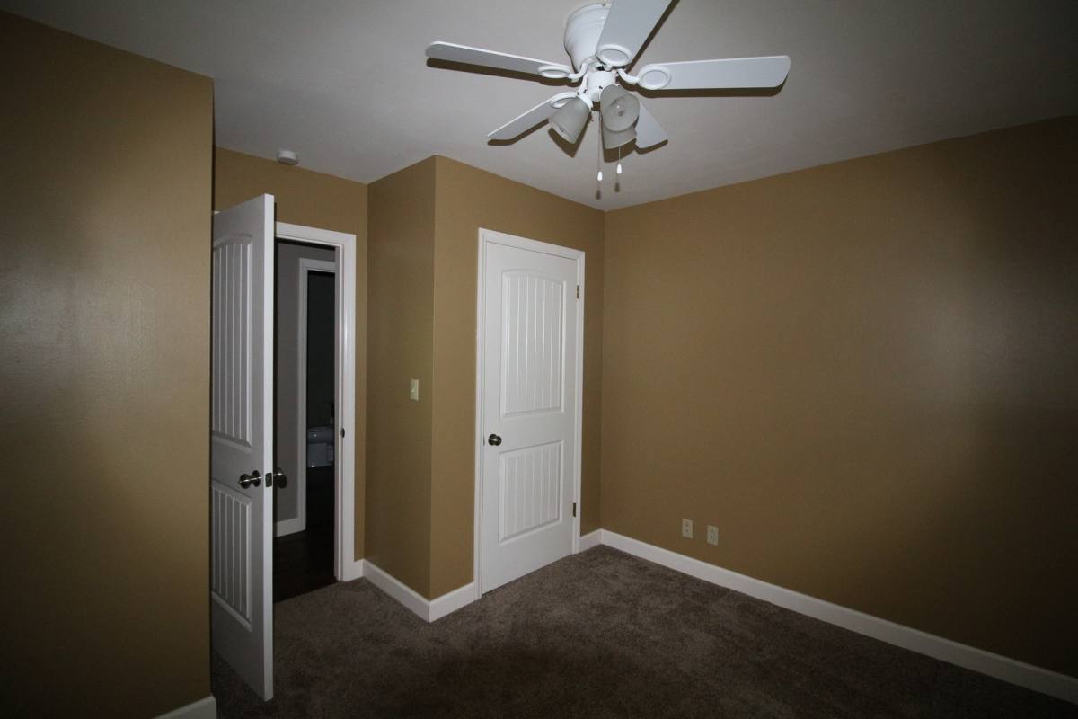 House for rent at 133 Youngridge Dr, Union, MO 63084