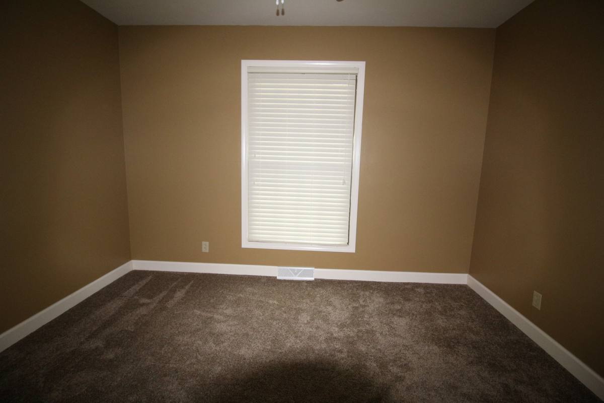 House for rent at 133 Youngridge Dr, Union, MO 63084