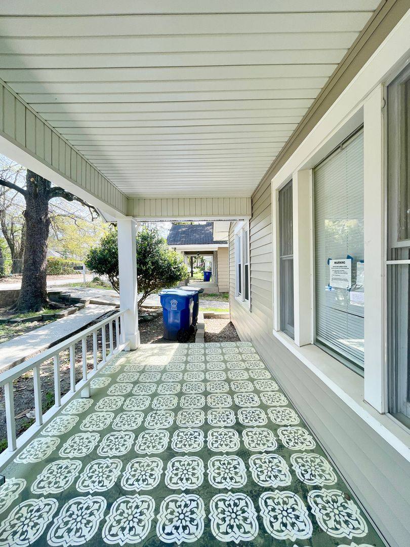 House for rent at 1504 Charlton St, Columbia, SC 29203