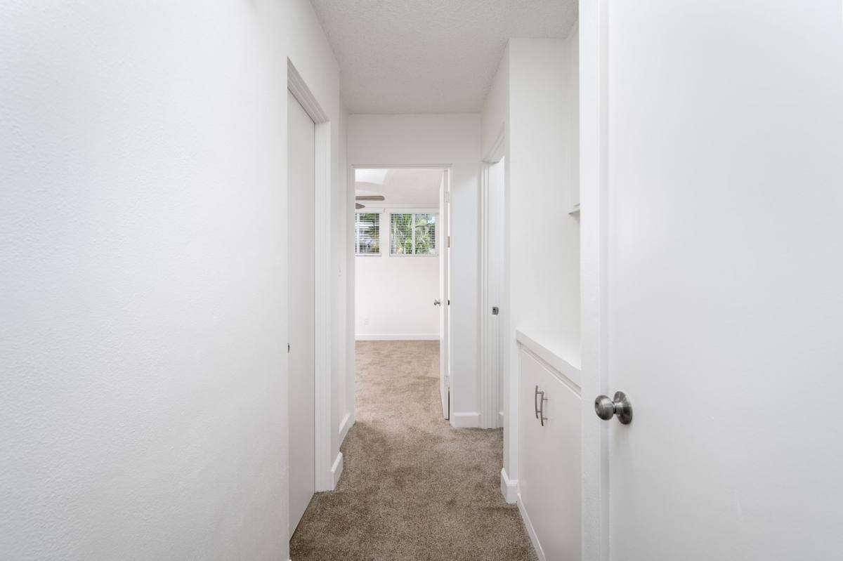 Townhouse for rent at 4052 1 2 Brant St, San Diego, CA 92103