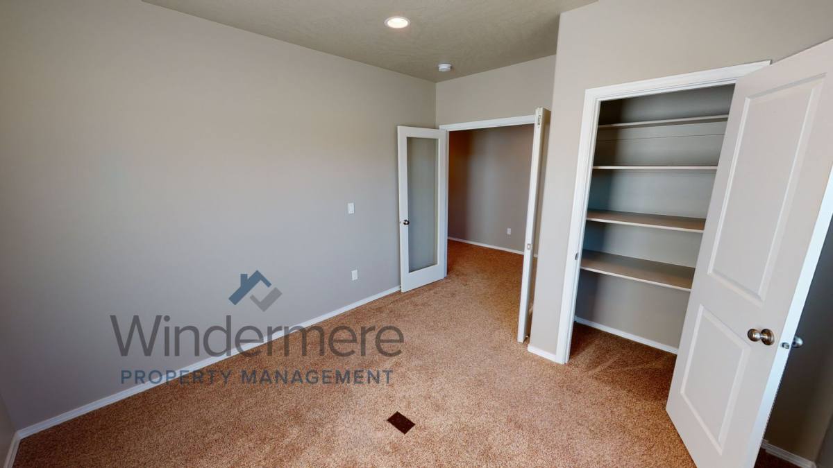 House for rent at 1309 SW Virginia St, College Place, WA 99324