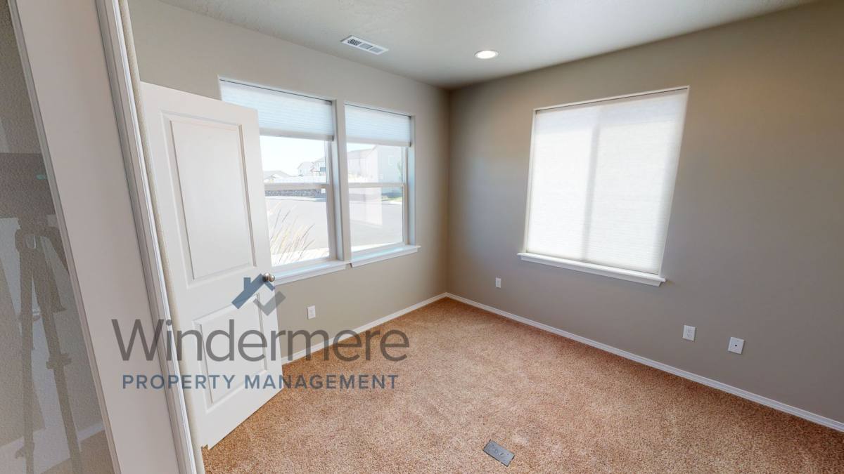 House for rent at 1309 SW Virginia St, College Place, WA 99324