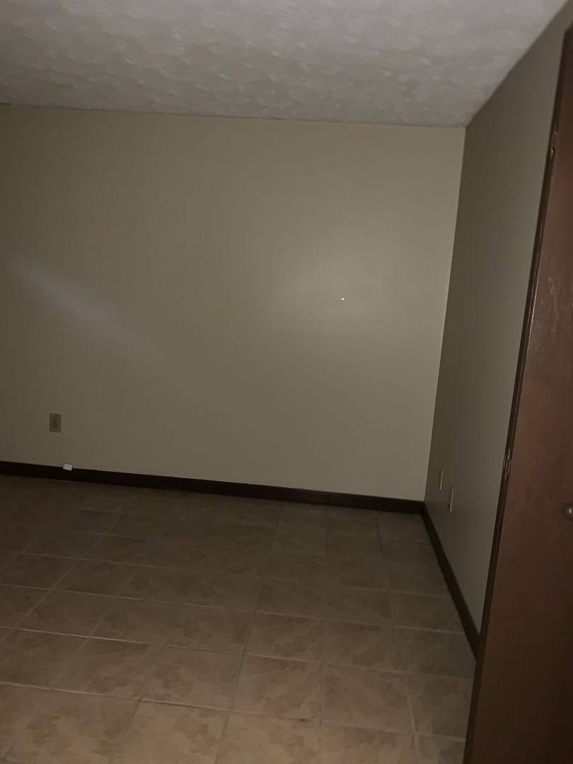 Apartment for rent at 107 McNeill St, Jefferson, NC 28640
