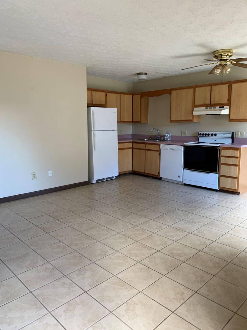 Apartment for rent at 107 McNeill St, Jefferson, NC 28640