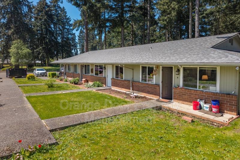 Apartment for rent at 12311 112th Ave Court E #3, Puyallup, WA 98374