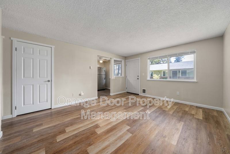 Apartment for rent at 12311 112th Ave Court E #3, Puyallup, WA 98374
