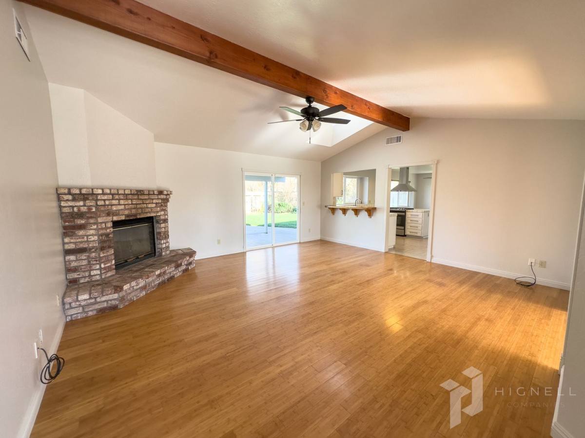 Apartment for rent at 3222 Calistoga Dr, Chico, CA 95973