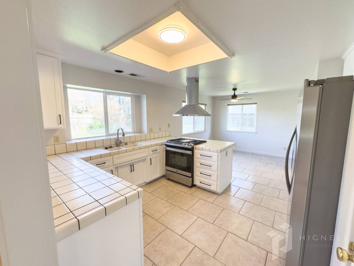 Apartment for rent at 3222 Calistoga Dr, Chico, CA 95973