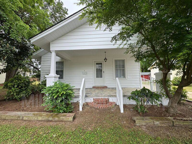 House for rent at 307 E F St, Erwin, NC 28339
