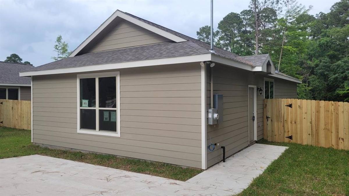 House for rent at 801 S Crystal River Rd, Montgomery, TX 77316