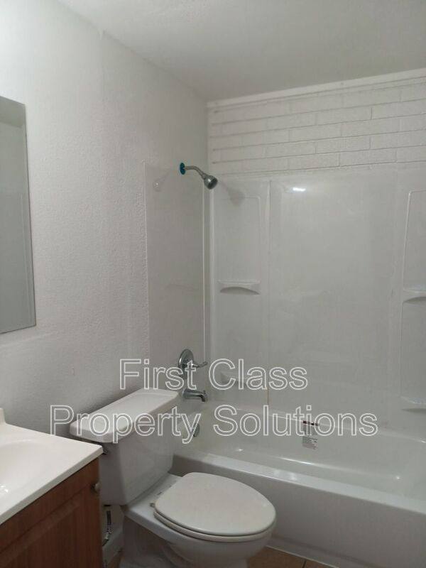 Apartment for rent at 1731 NW 32nd St #11, Oklahoma City, OK 73118