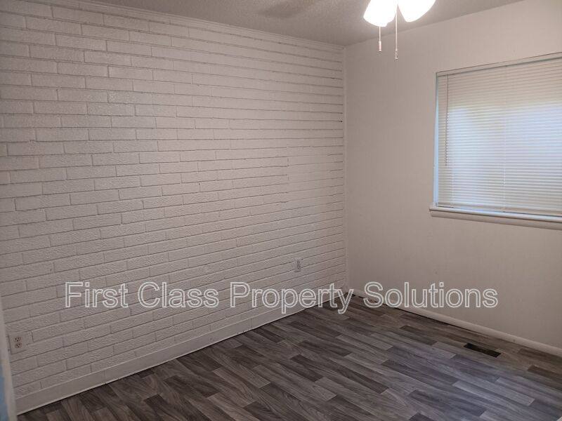 Apartment for rent at 1731 NW 32nd St #11, Oklahoma City, OK 73118
