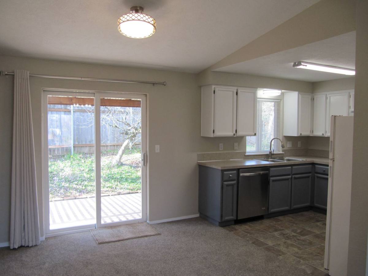 House for rent at 5205 9th Court SE, Salem, OR 97306