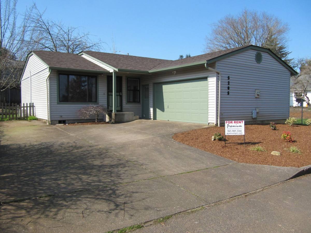 House for rent at 5205 9th Court SE, Salem, OR 97306