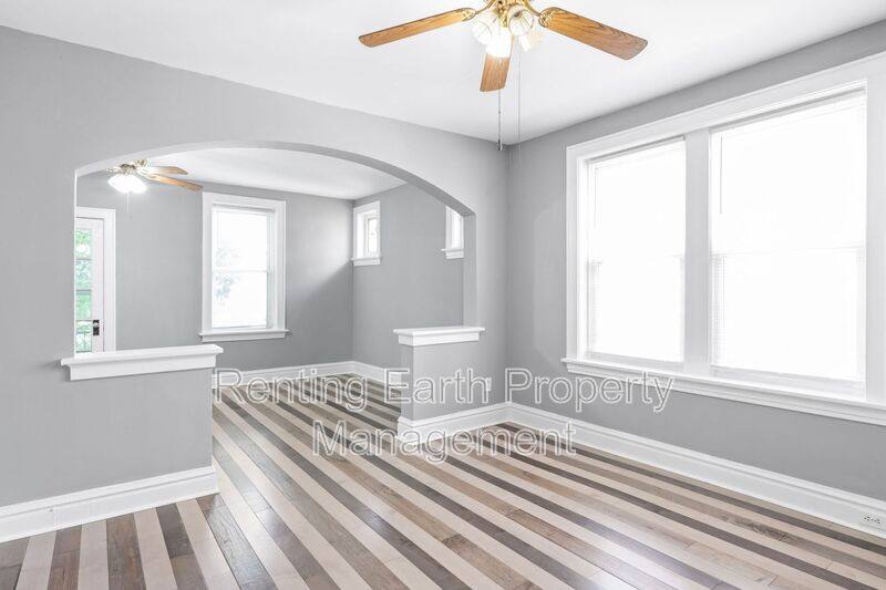 Apartment for rent at 3868 Meramec St #2F, Saint Louis, MO 63116
