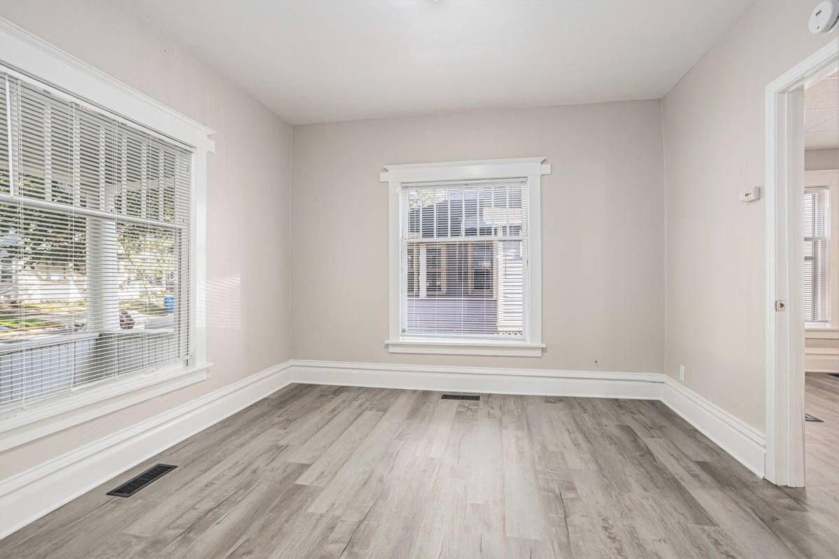 Apartment for rent at 429 Davis St, Kalamazoo, MI 49007