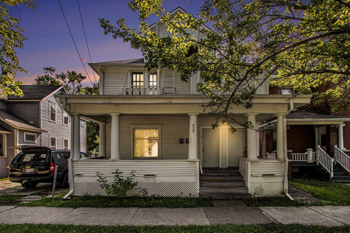 Apartment for rent at 429 Davis St, Kalamazoo, MI 49007