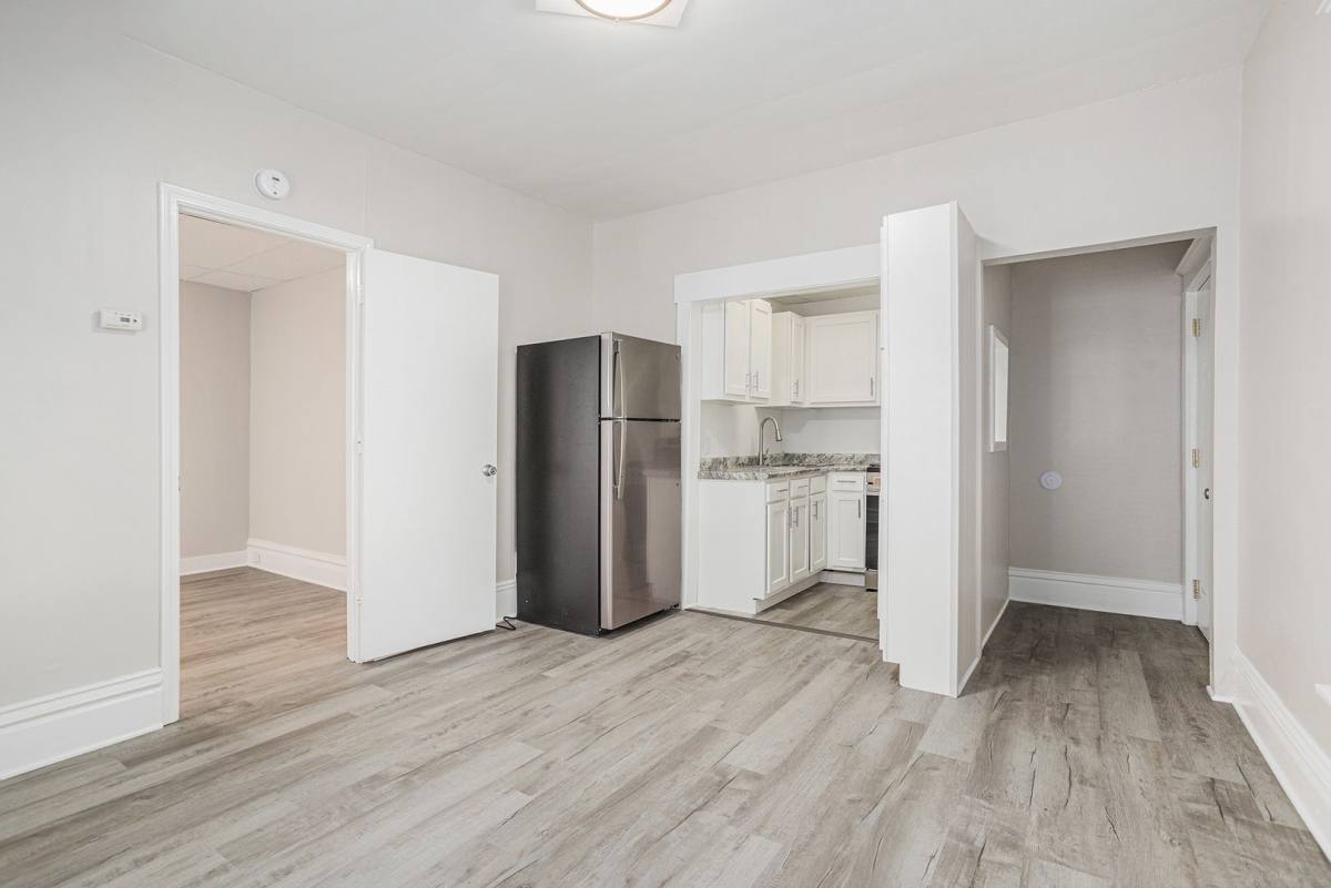 Apartment for rent at 429 Davis St, Kalamazoo, MI 49007