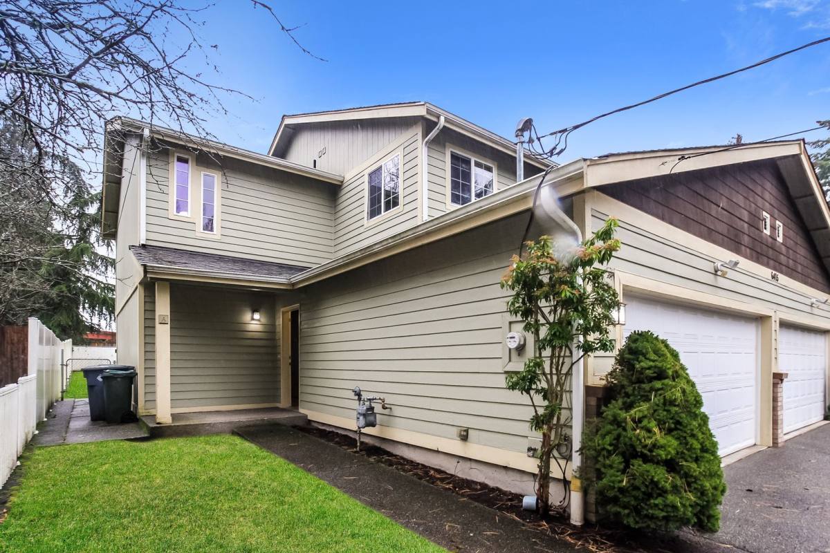 Apartment for rent at 6405 S Vista Dr E, Bonney Lake, WA 98391