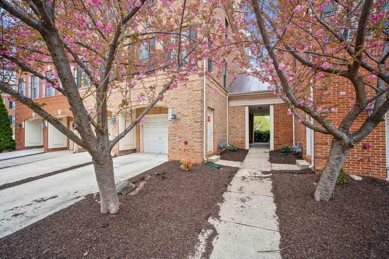 Townhouse for rent at 4647 Red Admiral Way, Fairfax, VA 22033