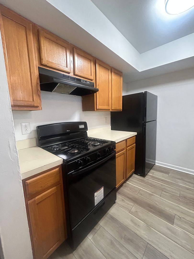 Apartment for rent at 4007-4011 Aspen St, Philadelphia, PA 19104