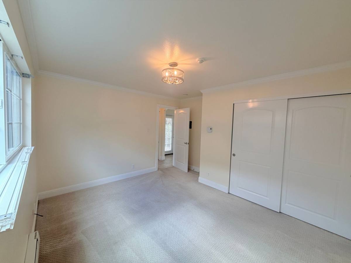 Apartment for rent at 92 Hendley St, Santa Rosa, CA 95404