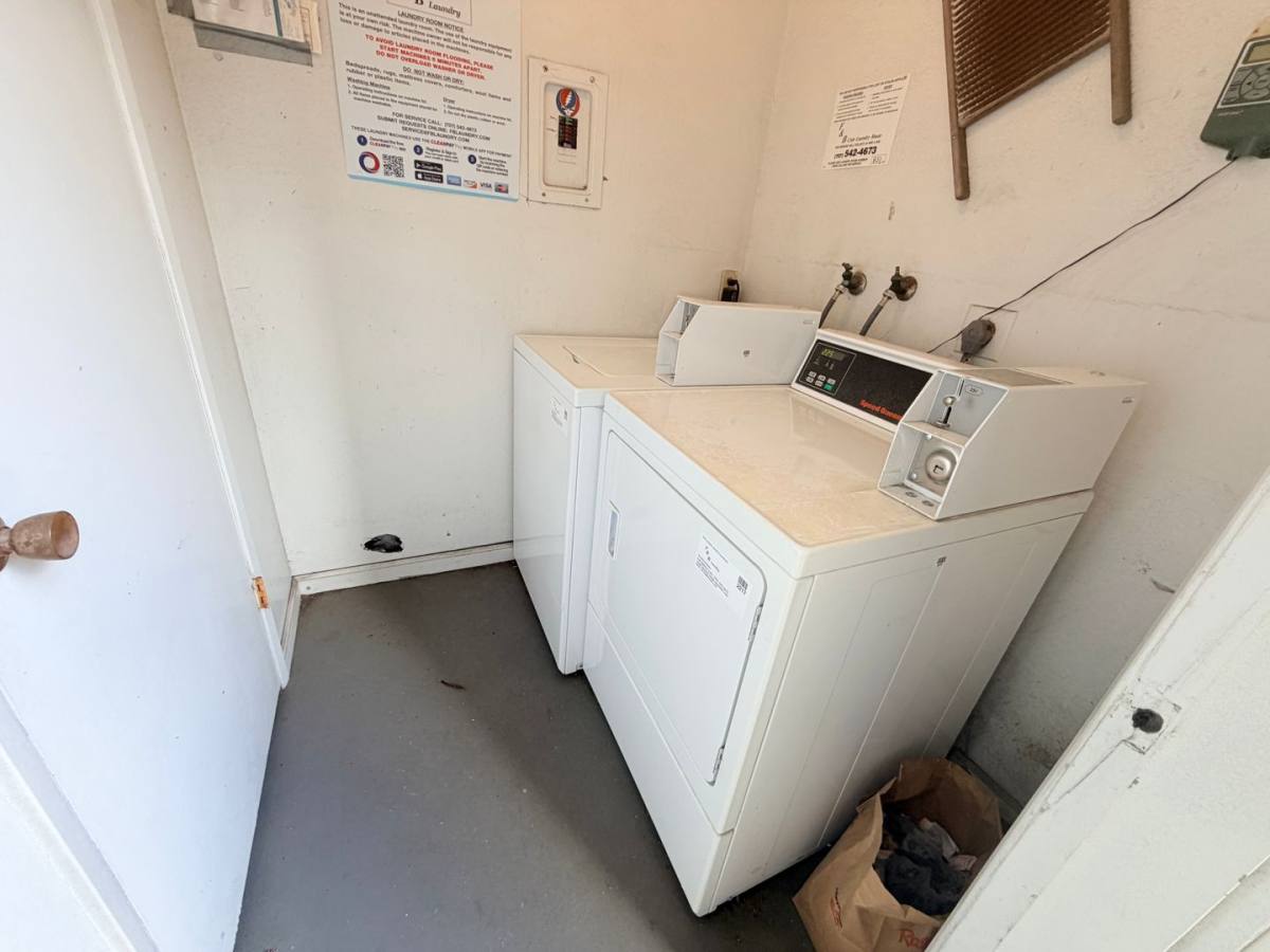 Apartment for rent at 92 Hendley St, Santa Rosa, CA 95404