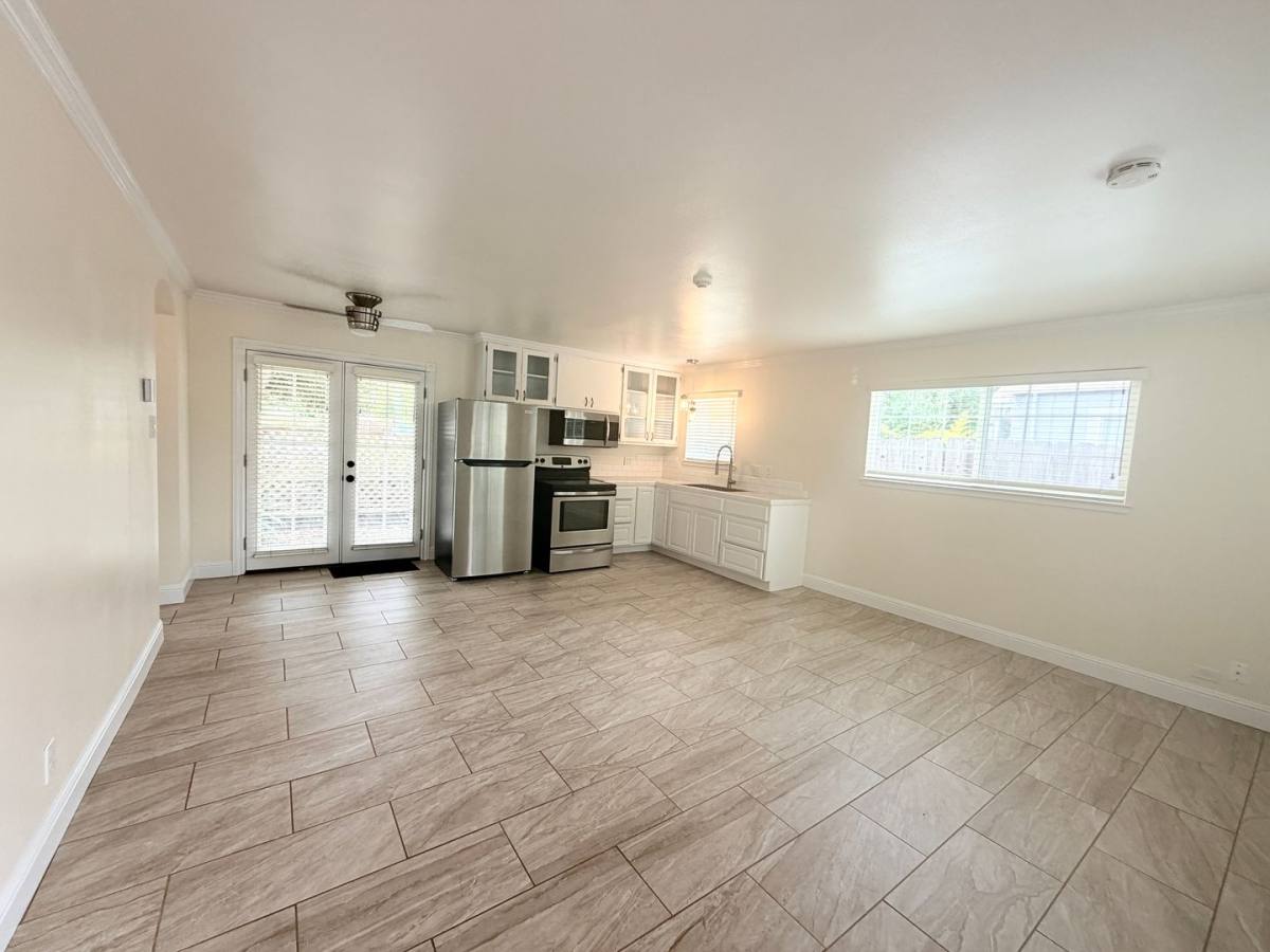 Apartment for rent at 92 Hendley St, Santa Rosa, CA 95404