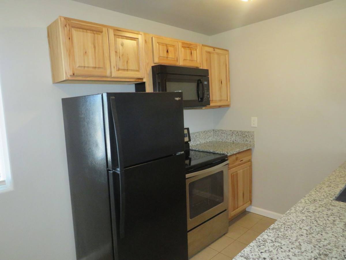 Apartment for rent at 339 N Merrill Ave, Willows, CA 95988